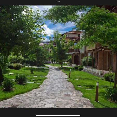 Garden Of Eden 2 Bedrooms Sea View Apartment, Saint